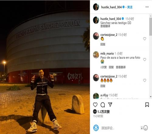 曼联、利物浦近五轮各1胜，英超积分榜曼联积22分，领先利物浦。