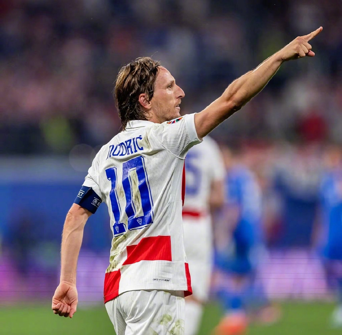 热刺主场获胜，俱乐部状态回升